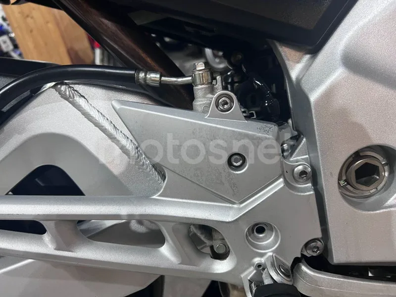 Suzuki GSR600 - Vista 51