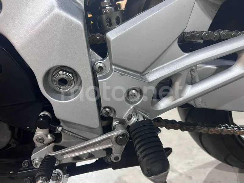 Suzuki GSR600 - Vista 54