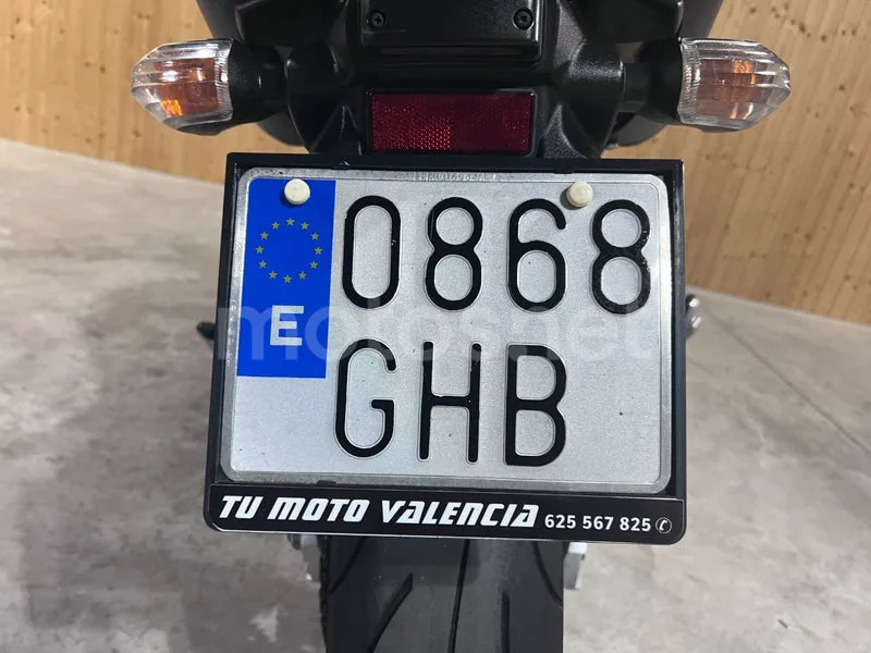 Suzuki GSR600 - Vista 7