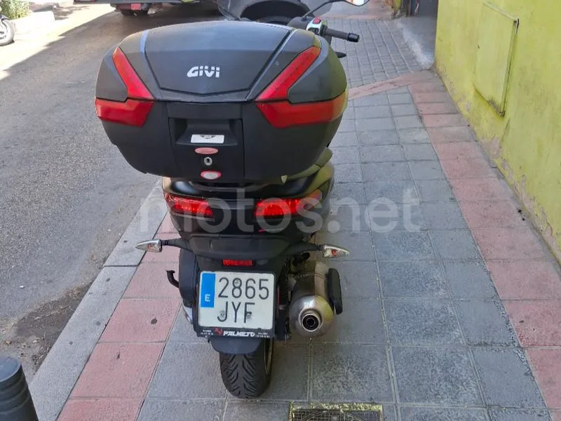 Piaggio MP3 - Vista 3