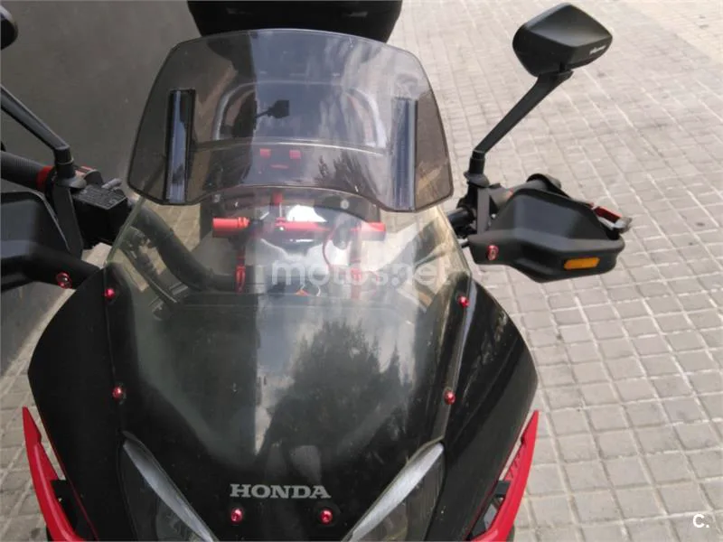 Honda XL125V Varadero - Vista 12