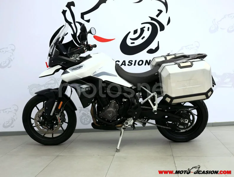 Triumph Tiger 900 - Vista 7