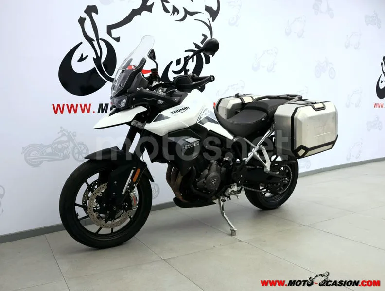 Triumph Tiger 900 - Vista 8
