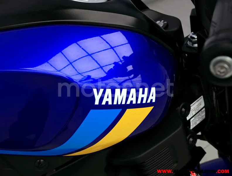 Yamaha XSR125 - Vista 9