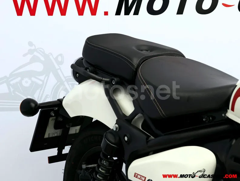 Royal Enfield Shotgun 650 - Vista 11