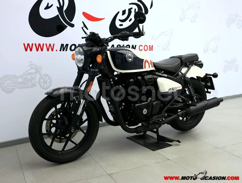 Royal Enfield Shotgun 650 - Vista 8