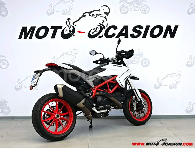 Ducati Hypermotard 939 - Vista 3