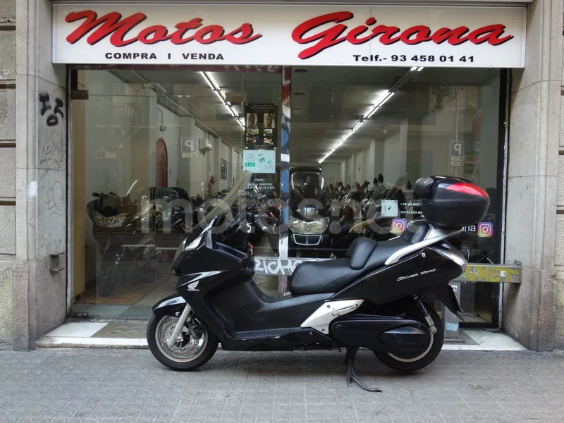 Honda Silver Wing 600 1890 € 2008 Barcelona - 2