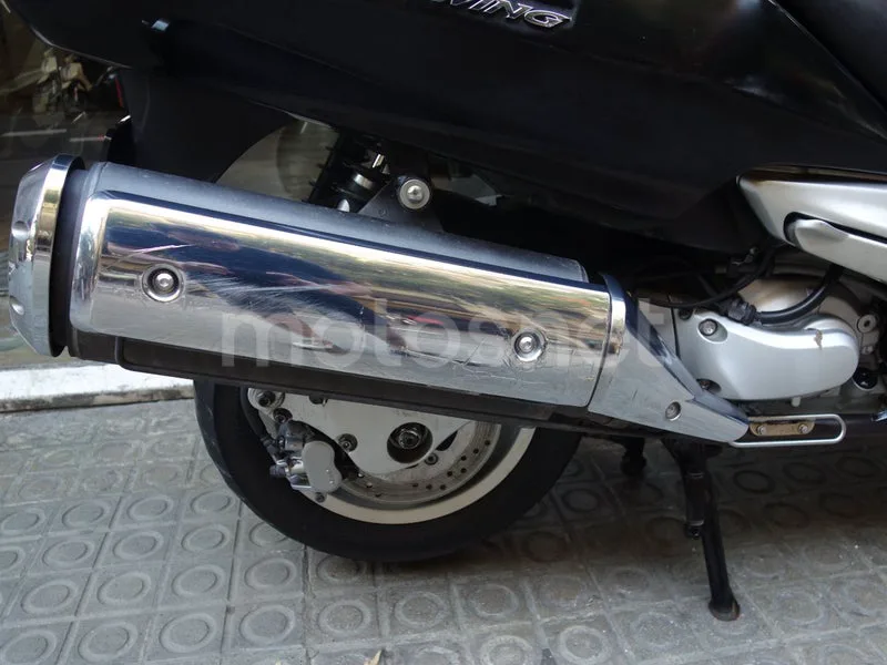 Honda Silver Wing 600 - Vista 14
