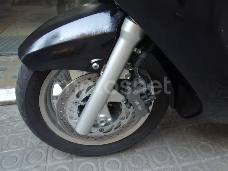 Honda Silver Wing 600 - Vista 7
