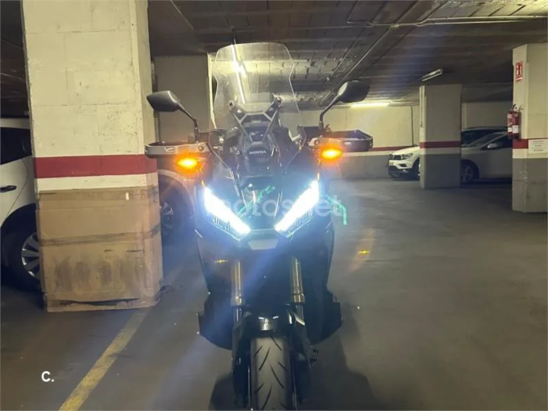 Honda X-ADV - Vista 5