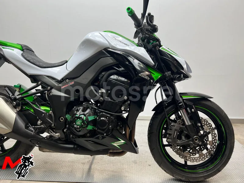 Kawasaki Z1000 - Vista 3