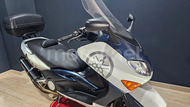 Yamaha TMAX 530 - Vista 9