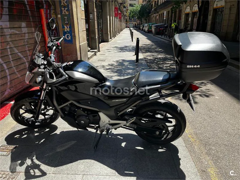 Honda NC700S - Vista 3