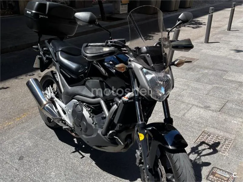 Honda NC700S - Vista 4
