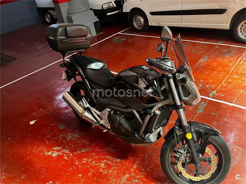 Honda NC700S - Vista 7