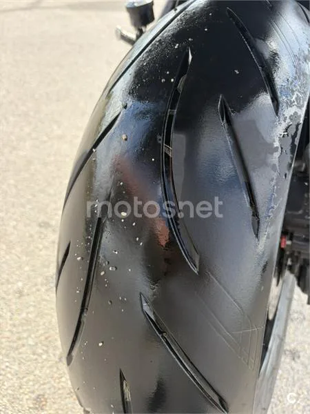 Yamaha MT-10 - Vista 6