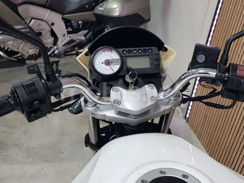 Hyosung GT 125 R Comet - Vista 29