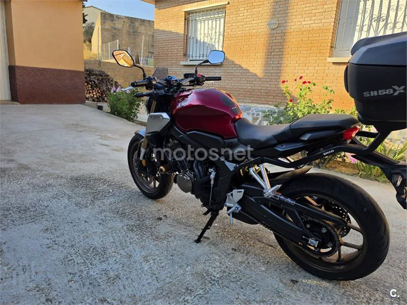 Honda CB650R - Vista 4