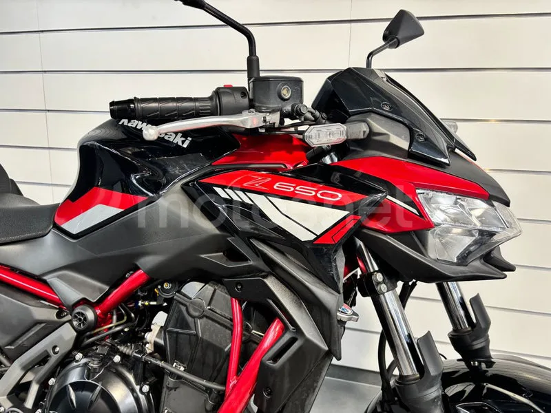 Kawasaki Z650 5600 € 2024 Girona - 2