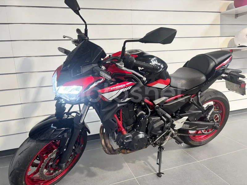 Kawasaki Z650 - Vista 7