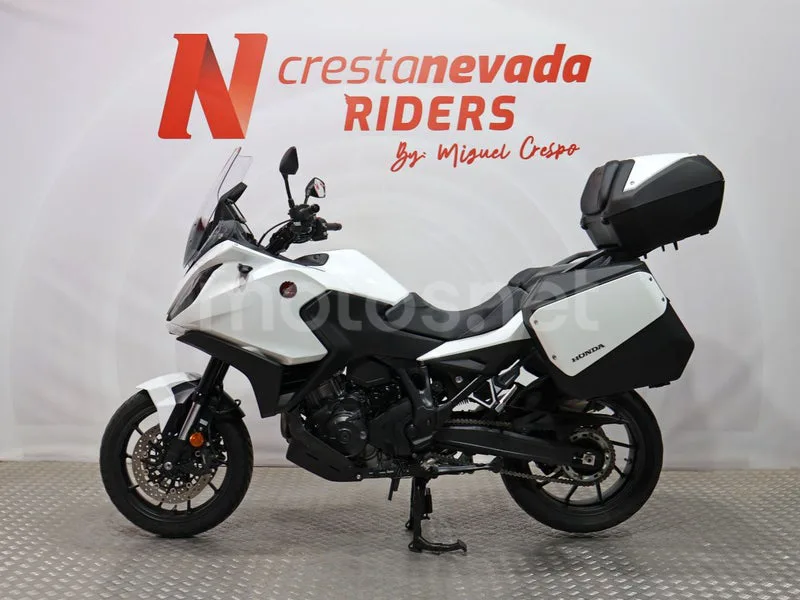 Honda NT1100 - Vista 3