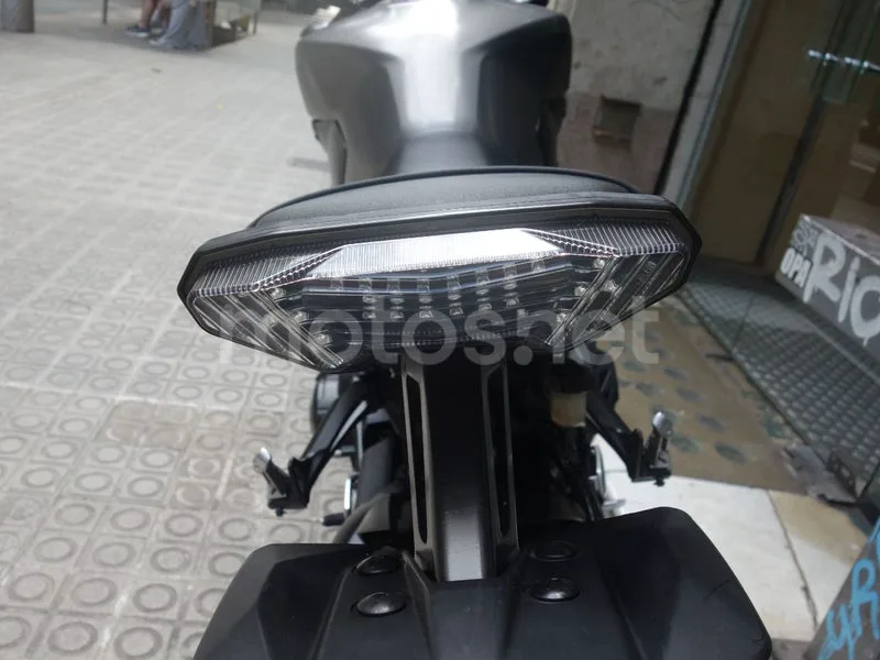 Yamaha MT-09 - Vista 13