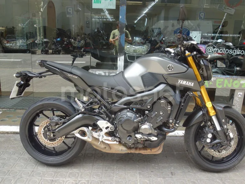 Yamaha MT-09 - Vista 3