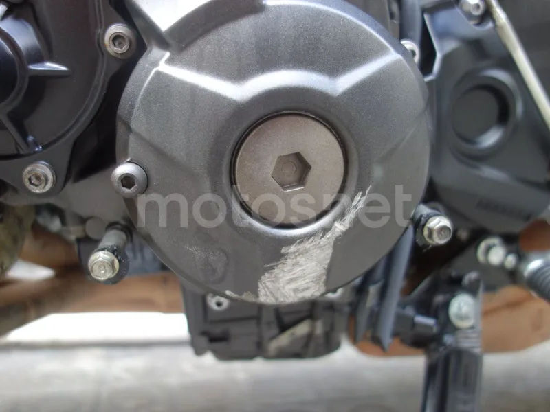 Yamaha MT-09 - Vista 6