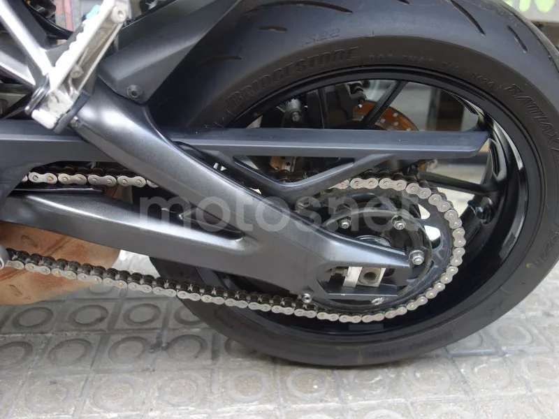 Yamaha MT-09 - Vista 7