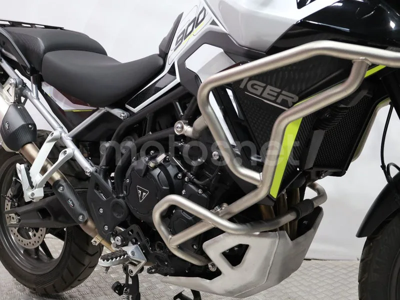 Triumph Tiger 900 - Vista 12