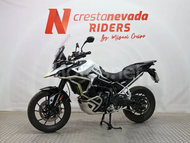 Triumph Tiger 900 - Vista 4