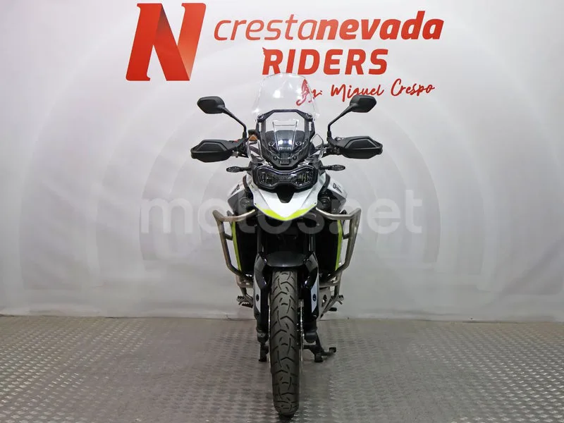 Triumph Tiger 900 - Vista 5
