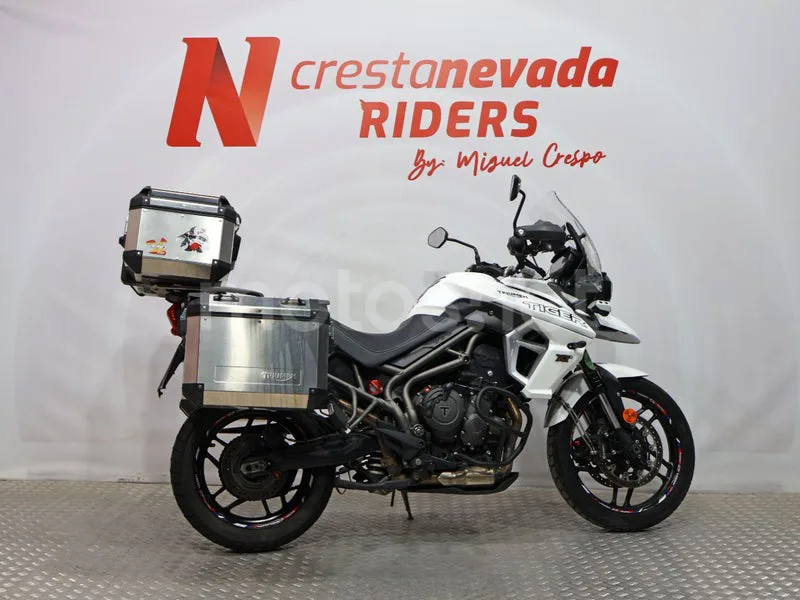Triumph Tiger 800 XR - Vista 11