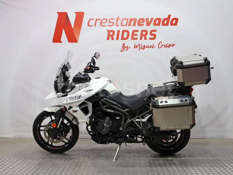 Triumph Tiger 800 XR - Vista 3