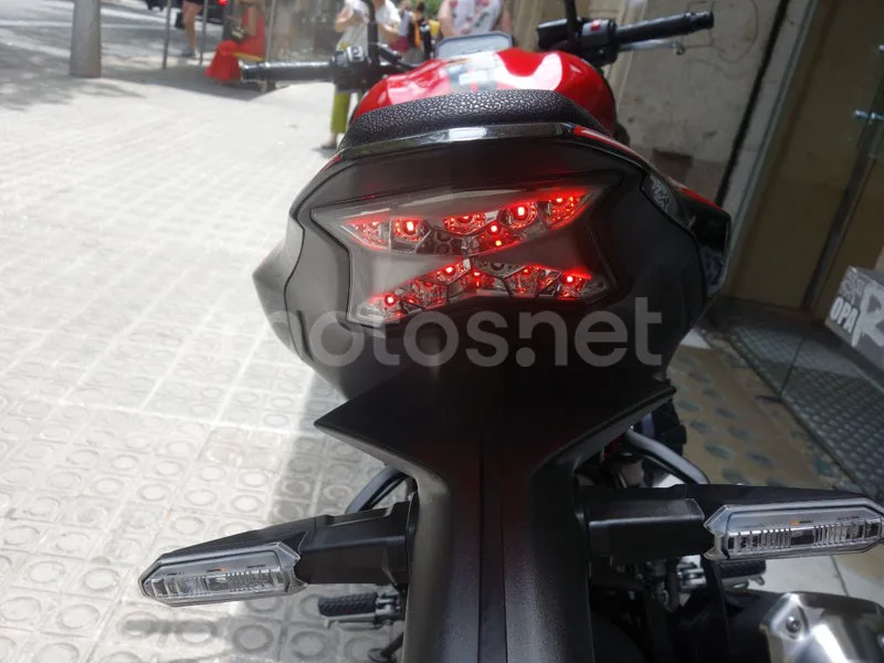 Kawasaki Z900 - Vista 14