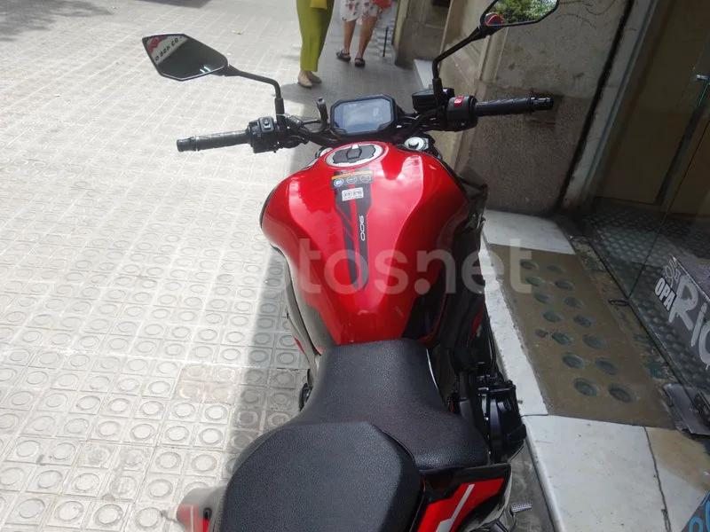 Kawasaki Z900 - Vista 15