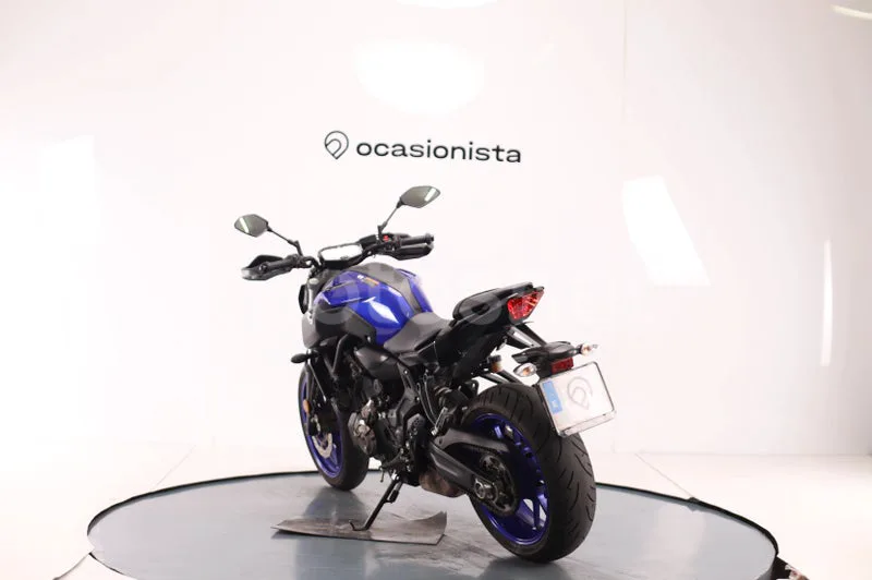Yamaha MT-07 - Vista 4