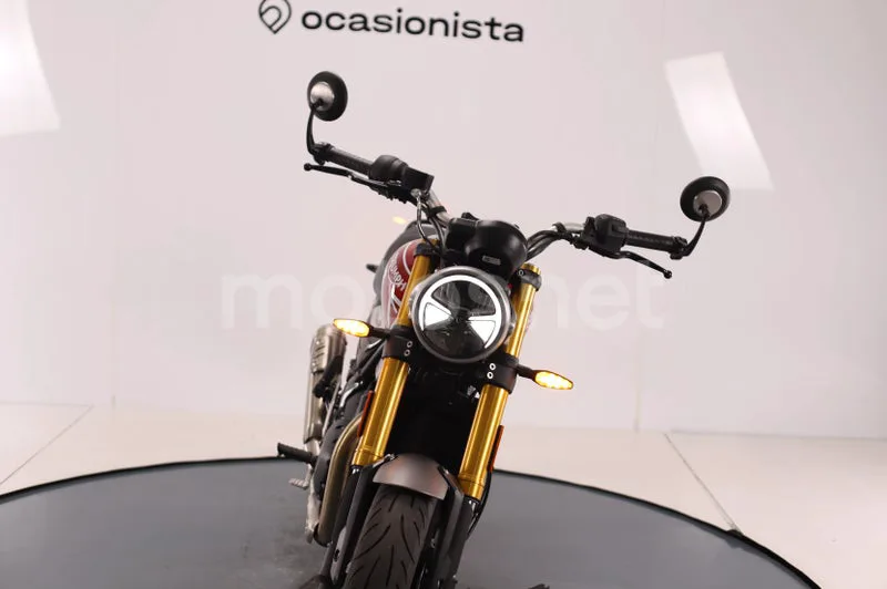 Triumph Speed 400 - Vista 7