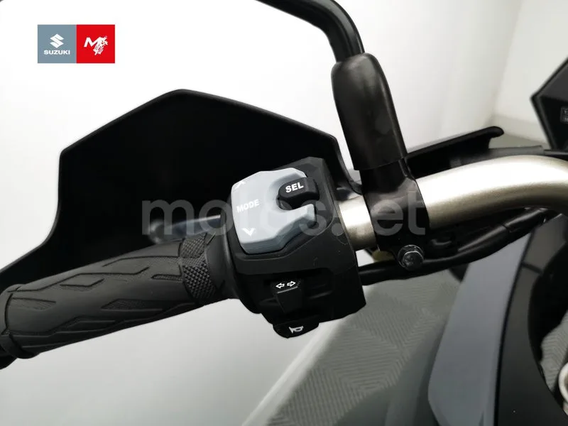 Suzuki V-Strom 650 - Vista 11