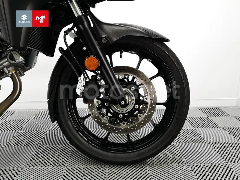 Suzuki V-Strom 650 - Vista 12