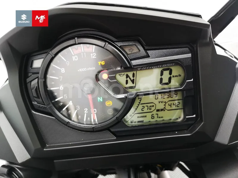Suzuki V-Strom 650 - Vista 9