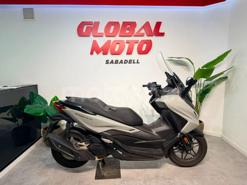 Honda Forza 125 4300 € 2024 Barcelona - 1