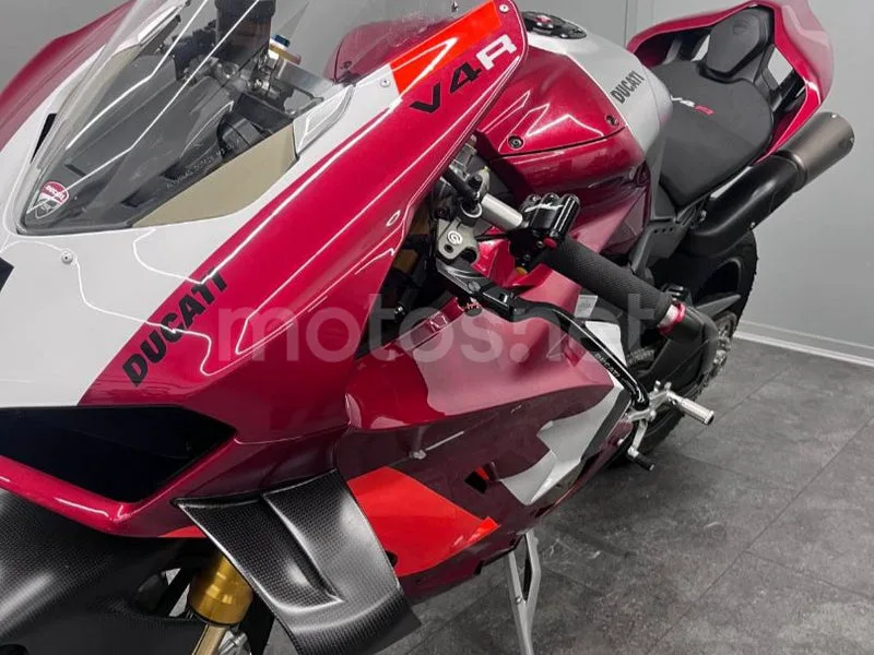 Ducati Panigale V4 - Vista 11
