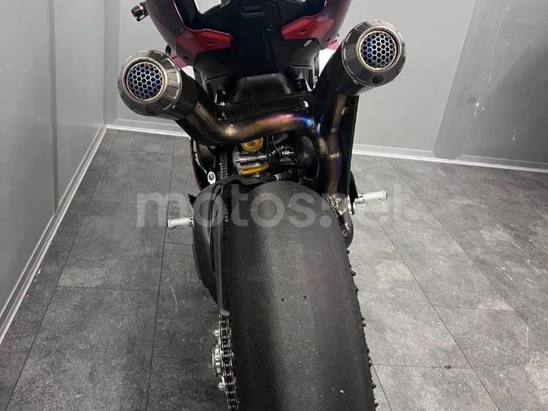 Ducati Panigale V4 - Vista 5