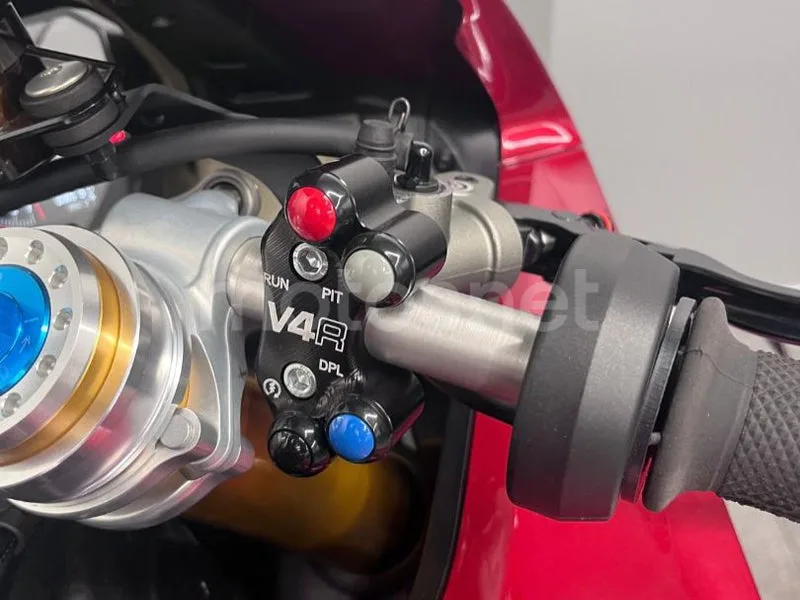 Ducati Panigale V4 - Vista 7