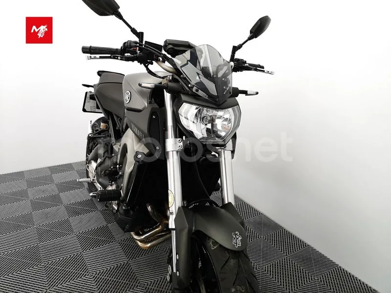 Yamaha MT-09 - Vista 3