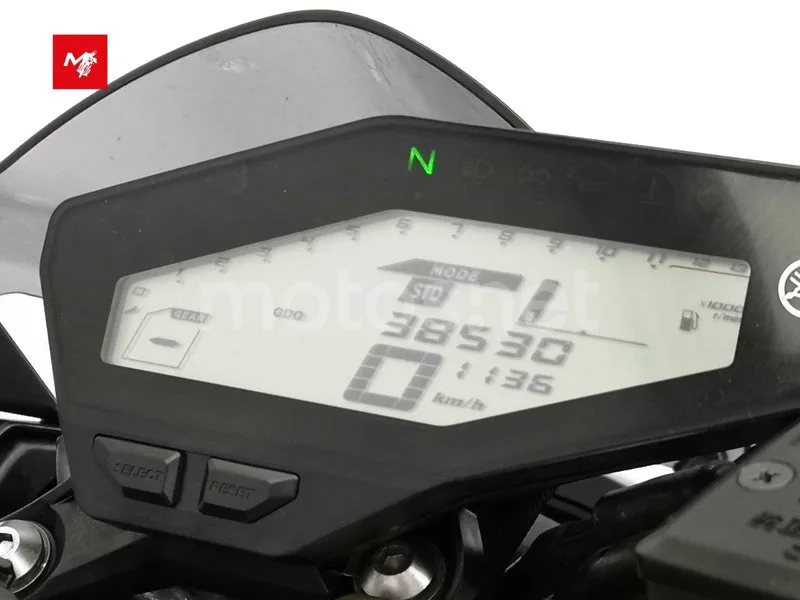 Yamaha MT-09 - Vista 9