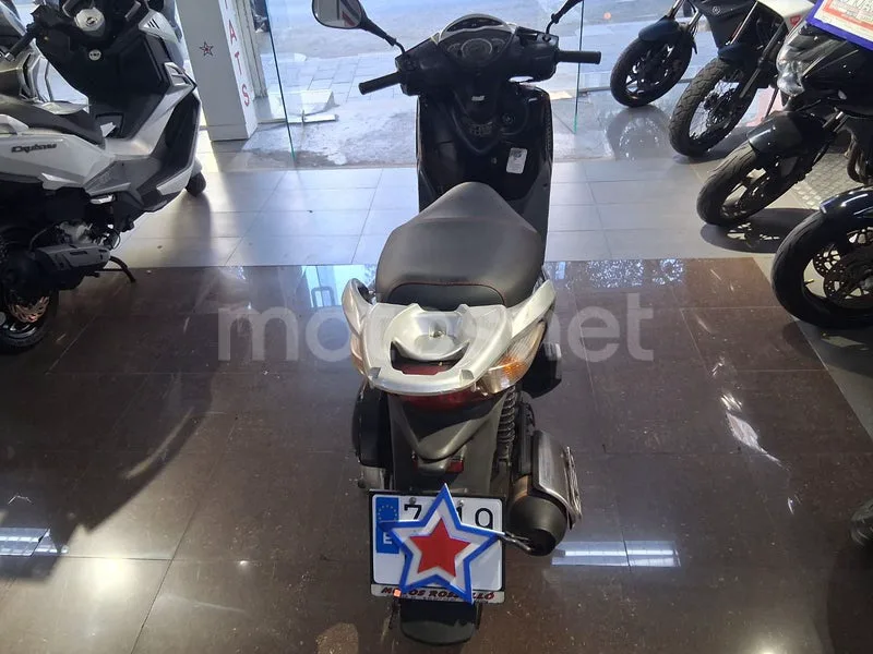 Honda SH125i - Vista 5