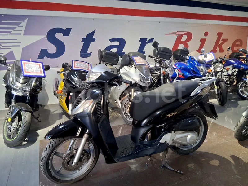 Honda SH125i - Vista 6